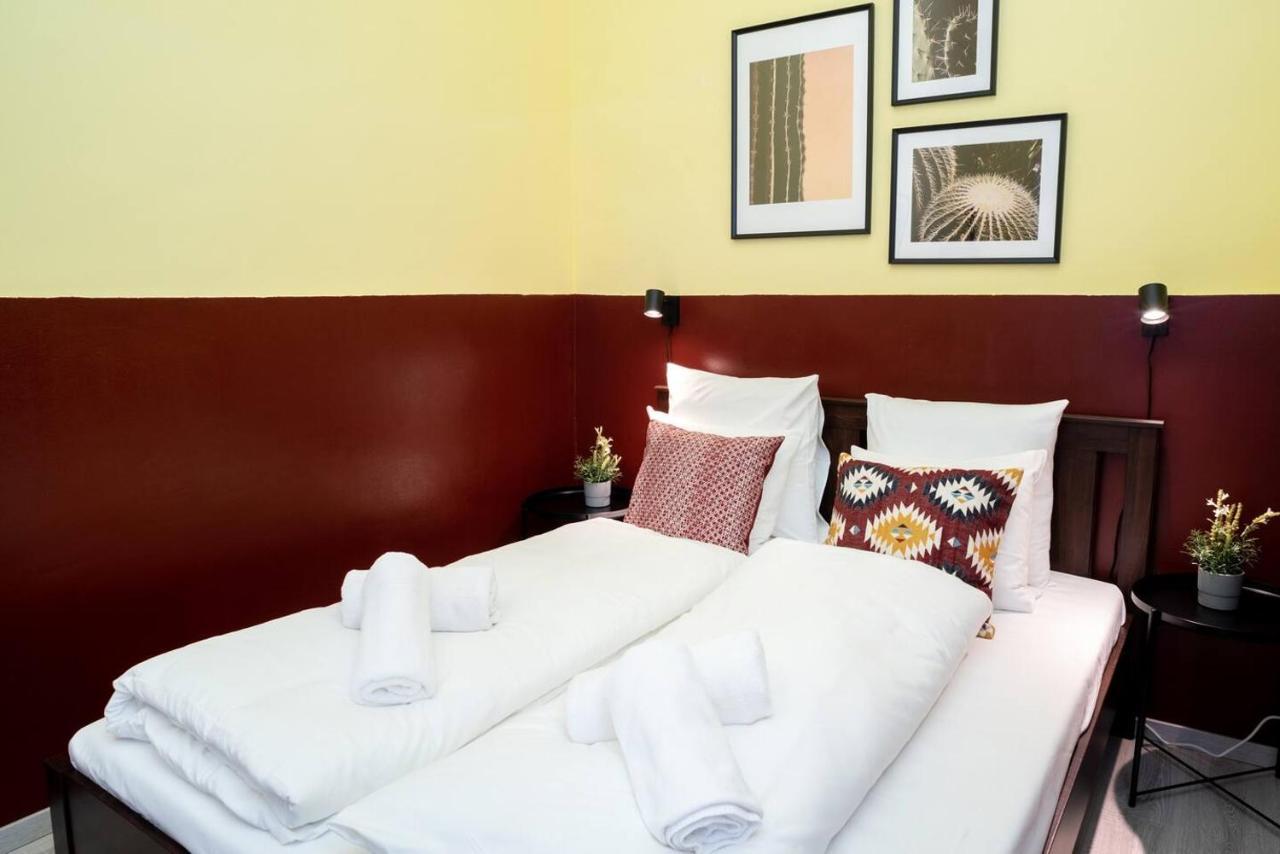 Central And Large Ac Home Away From Home 부다페스트 외부 사진