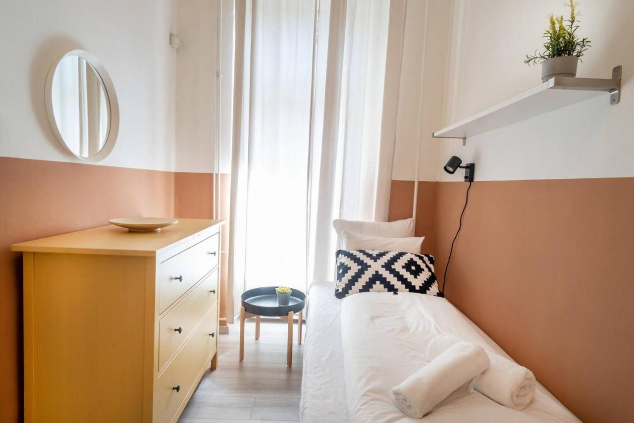 Central And Large Ac Home Away From Home 부다페스트 외부 사진